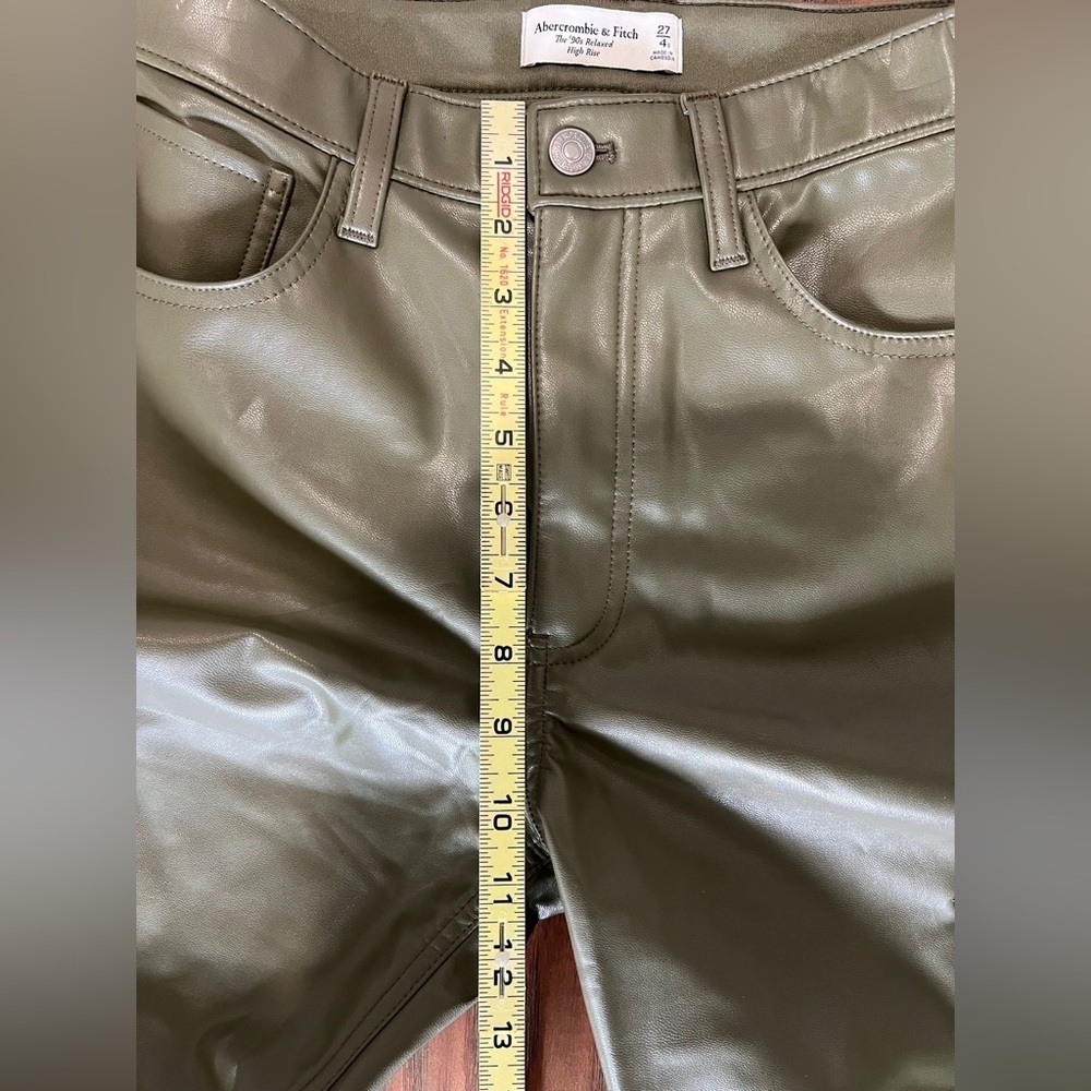 Abercrombie & Fitch 90s Relaxed Olive/Green Cargo Faux Leather Pants Y2K - Picture 11 of 11